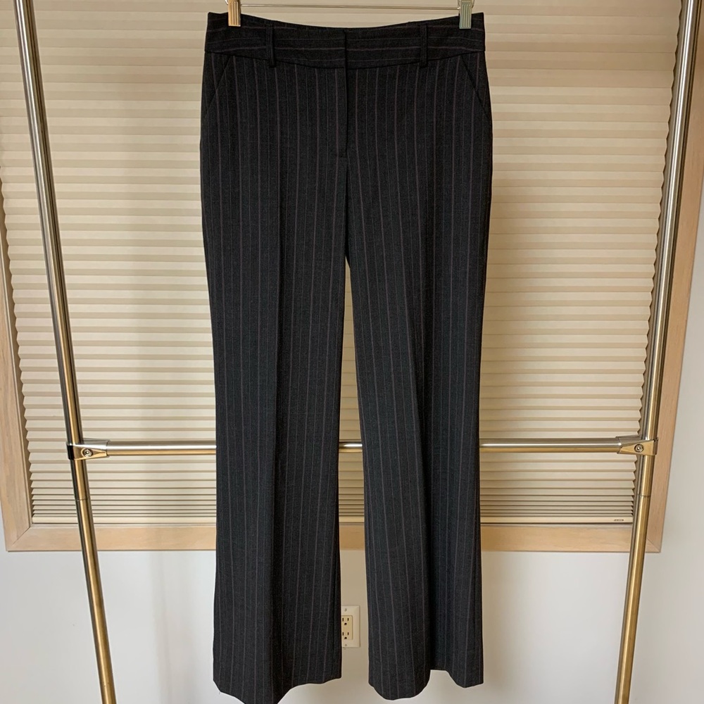 Alfani Women’s Dress Pants with Stripes Size 8 Missing one inside button.